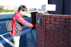 STEP１　スタッフの訪問